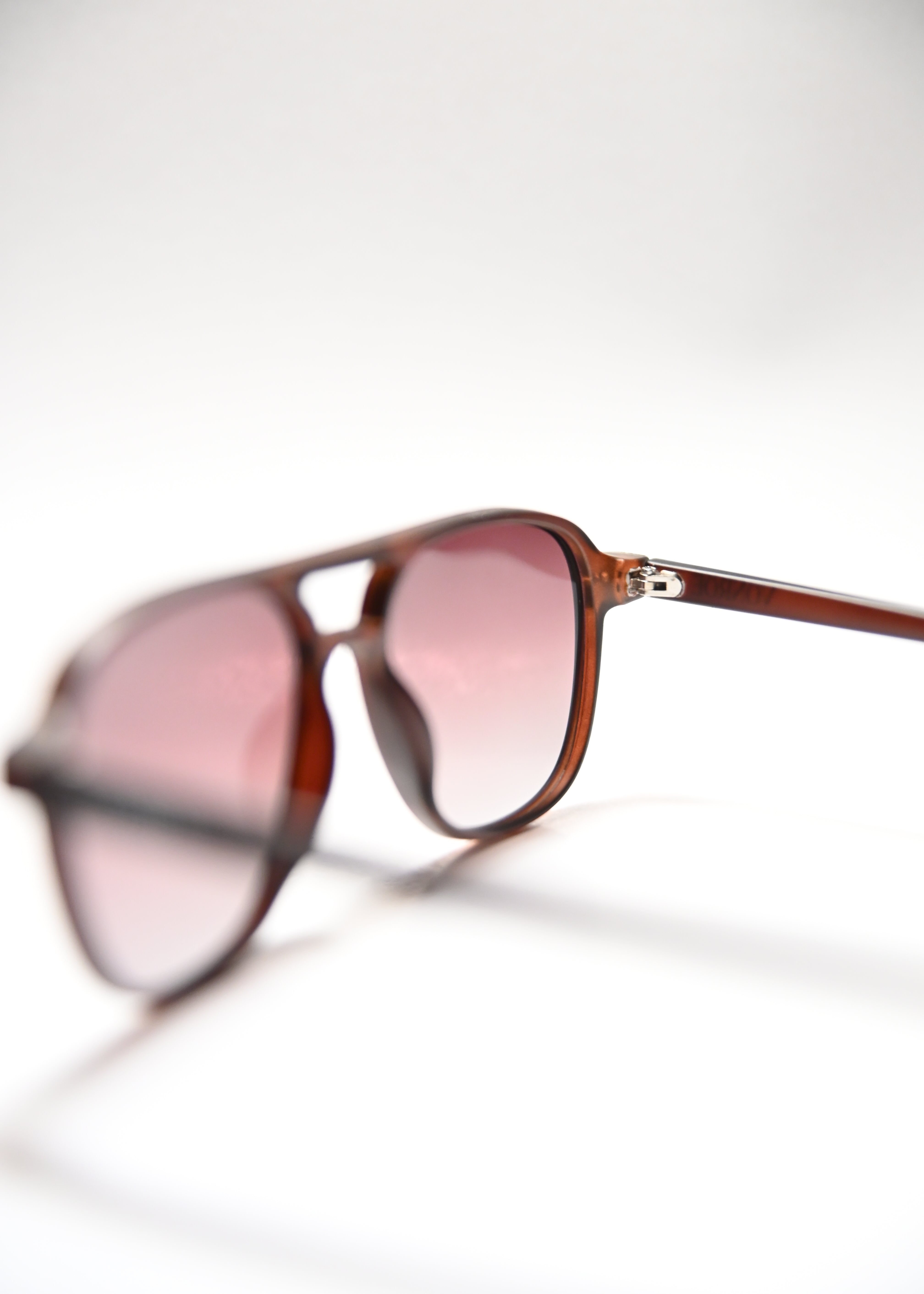 Auris Brown Sunglasses 02