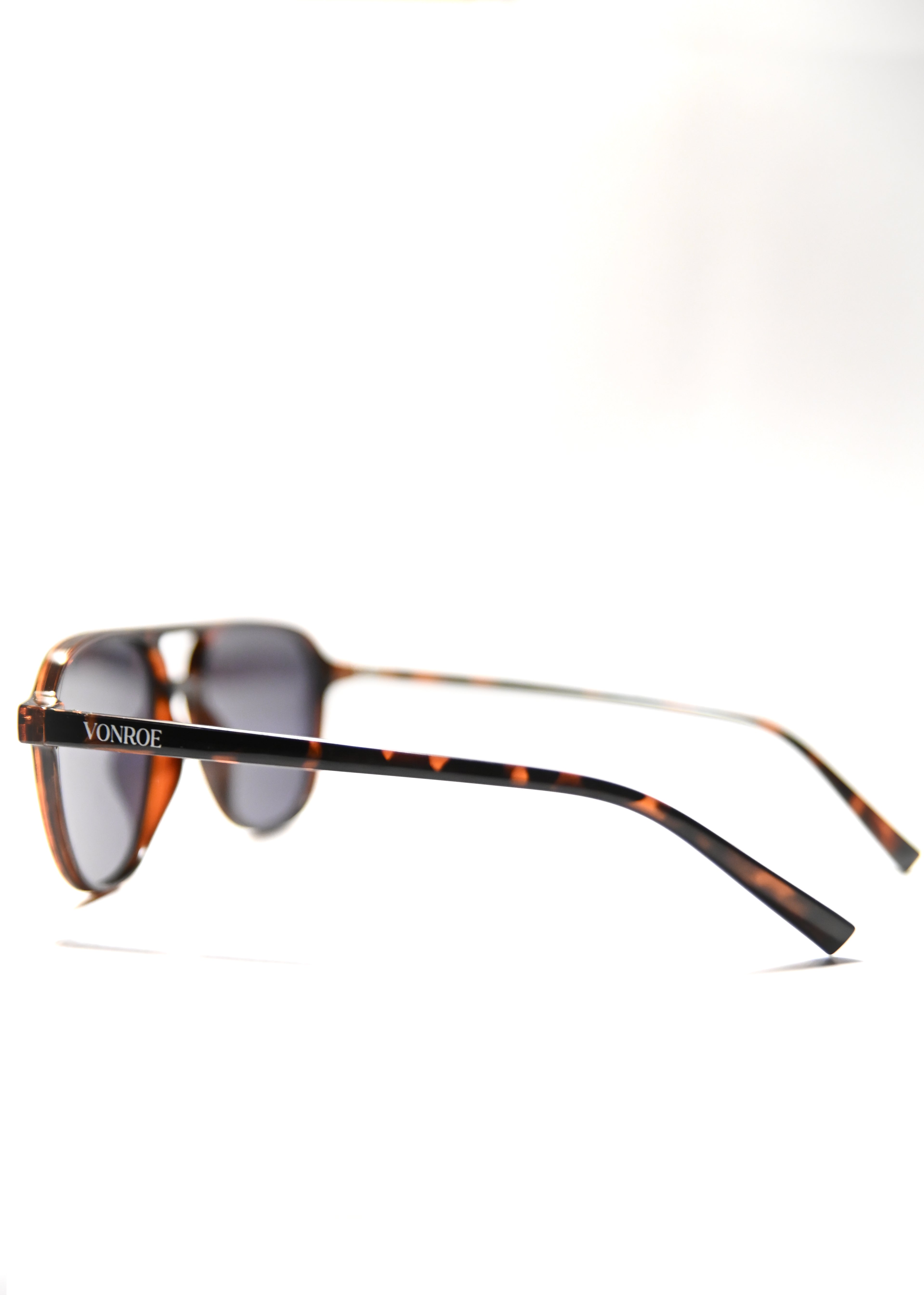Auris Tortoise Sunglasses 01