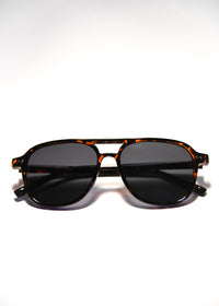 Auris Tortoise Sunglasses 01